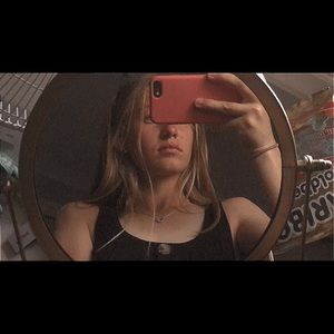 Meet your Posher, Jessica